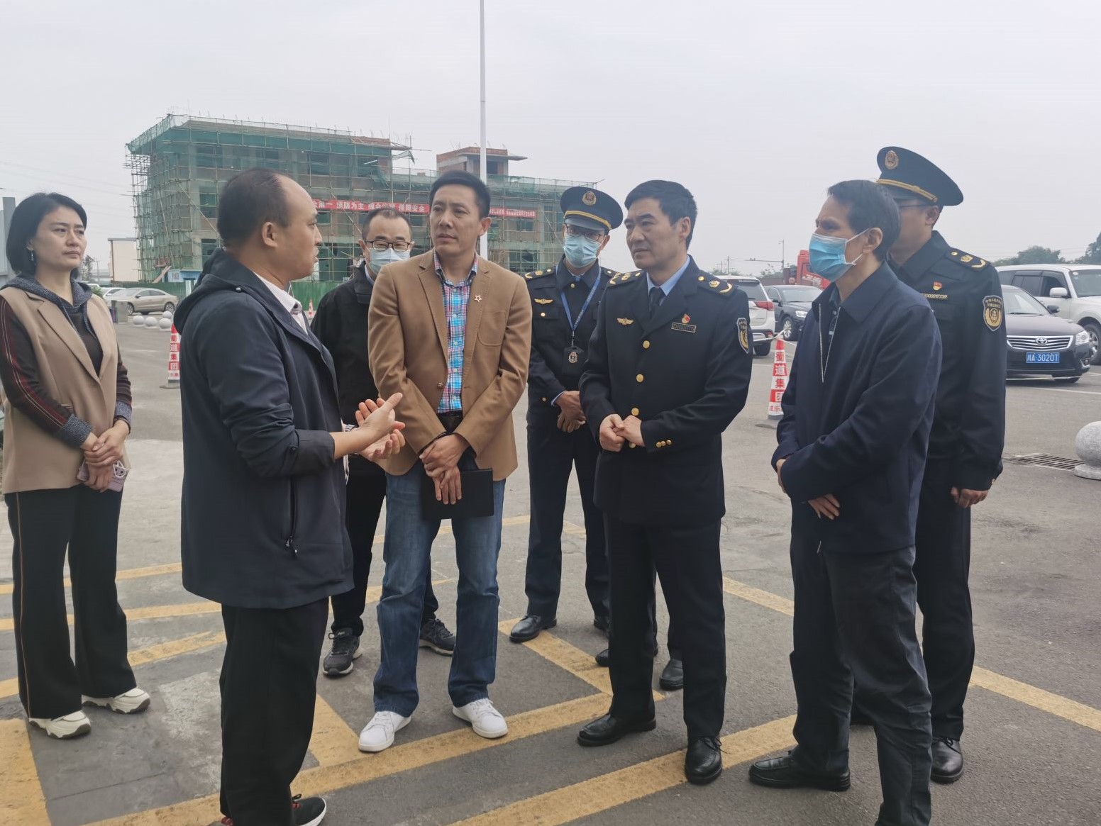 11.4+成乐公司+省交通运输厅交通执法第四支队督导成乐高速服务区充电桩建设工作