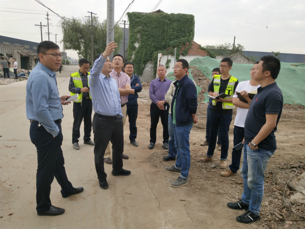 4.27+成乐公司总经理黄文悦对成乐扩容建设项目试验段施工进度进行督导3_meitu_6.jpg