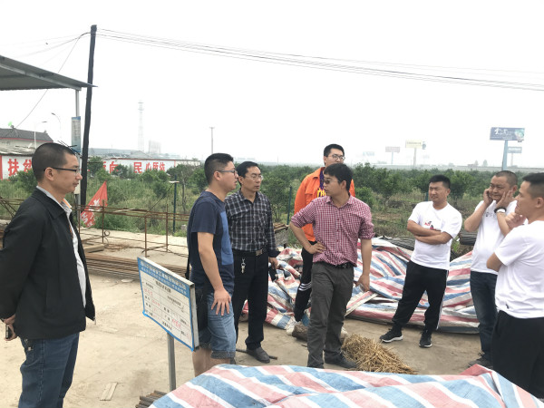 成乐公司督促施工单位按标准化要求整改钢筋加工场_meitu_1.jpg