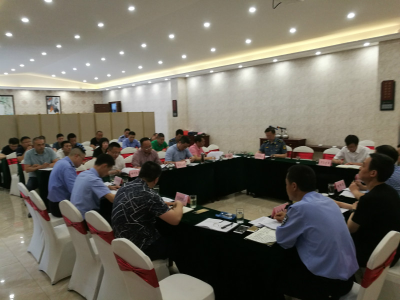5.14+眉山市政府副秘书长陈开军主持召开成乐扩容建设项目试验段眉山互通改造交通组织保障联席会_meitu_1.jpg