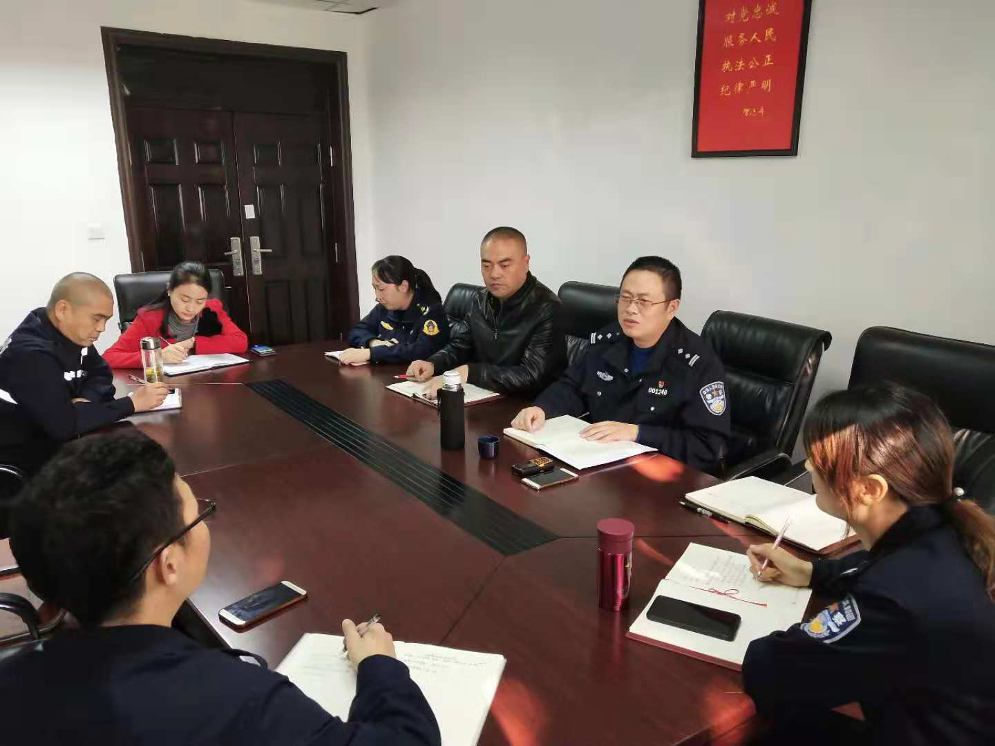 11.6+成乐运营+田明静+强化“一路三方”联勤联动 全力确保成乐高速冬季雾天安全.png