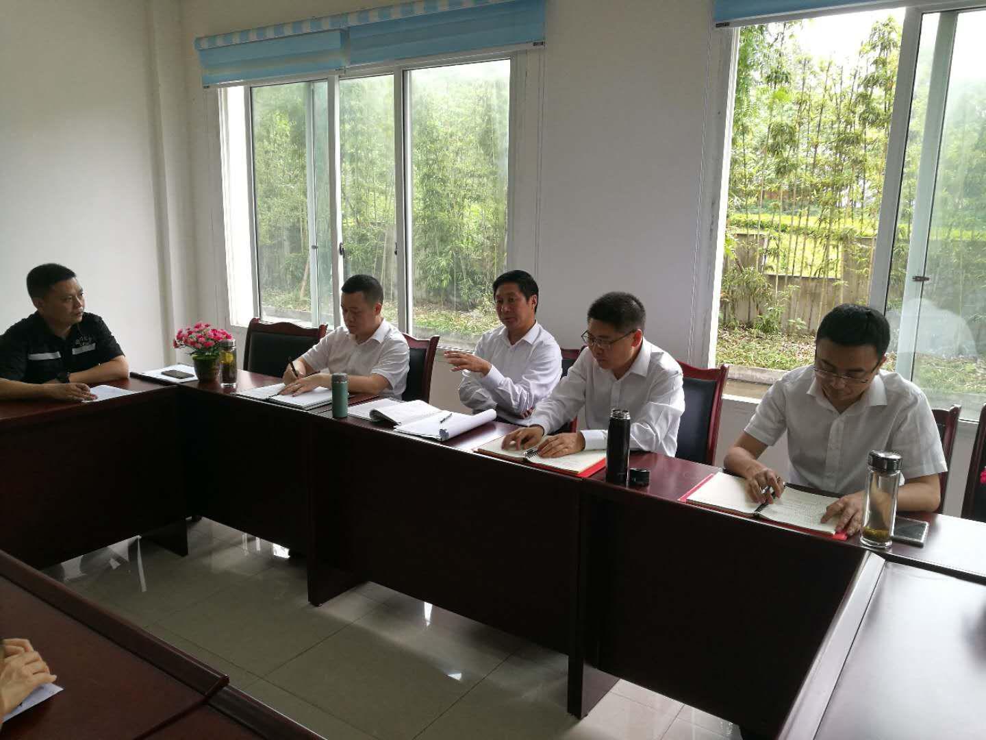 4.29+成乐运营+田明静+聆听基层心声 切实解决员工困难.jpg