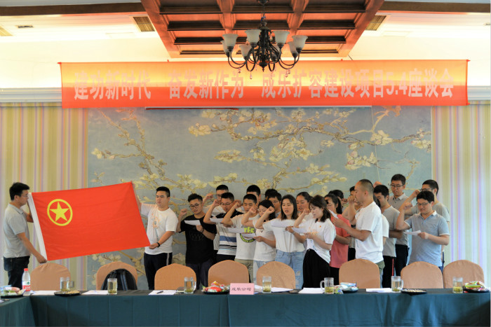 DSC_7175_meitu_4.jpg DSC_7175_meitu_4.jpg