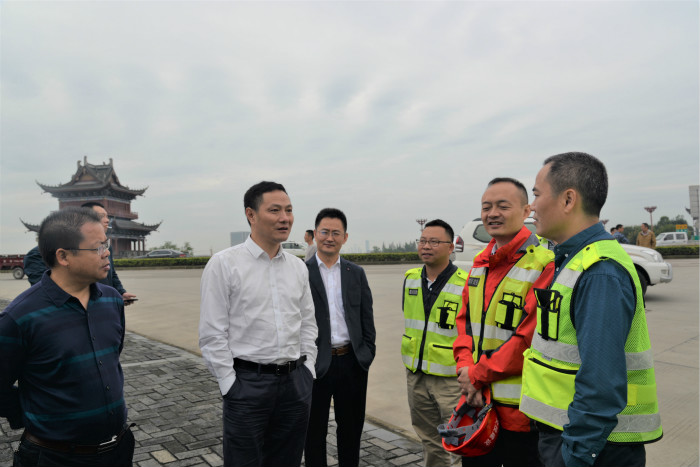 9.20+成渝公司党委书记、董事长周黎明督导成乐扩容建设项目_meitu_1.jpg