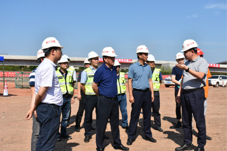5.29+省纪委监委驻省交投集团纪检监察组调研成乐扩容建设项目_meitu_1.jpg