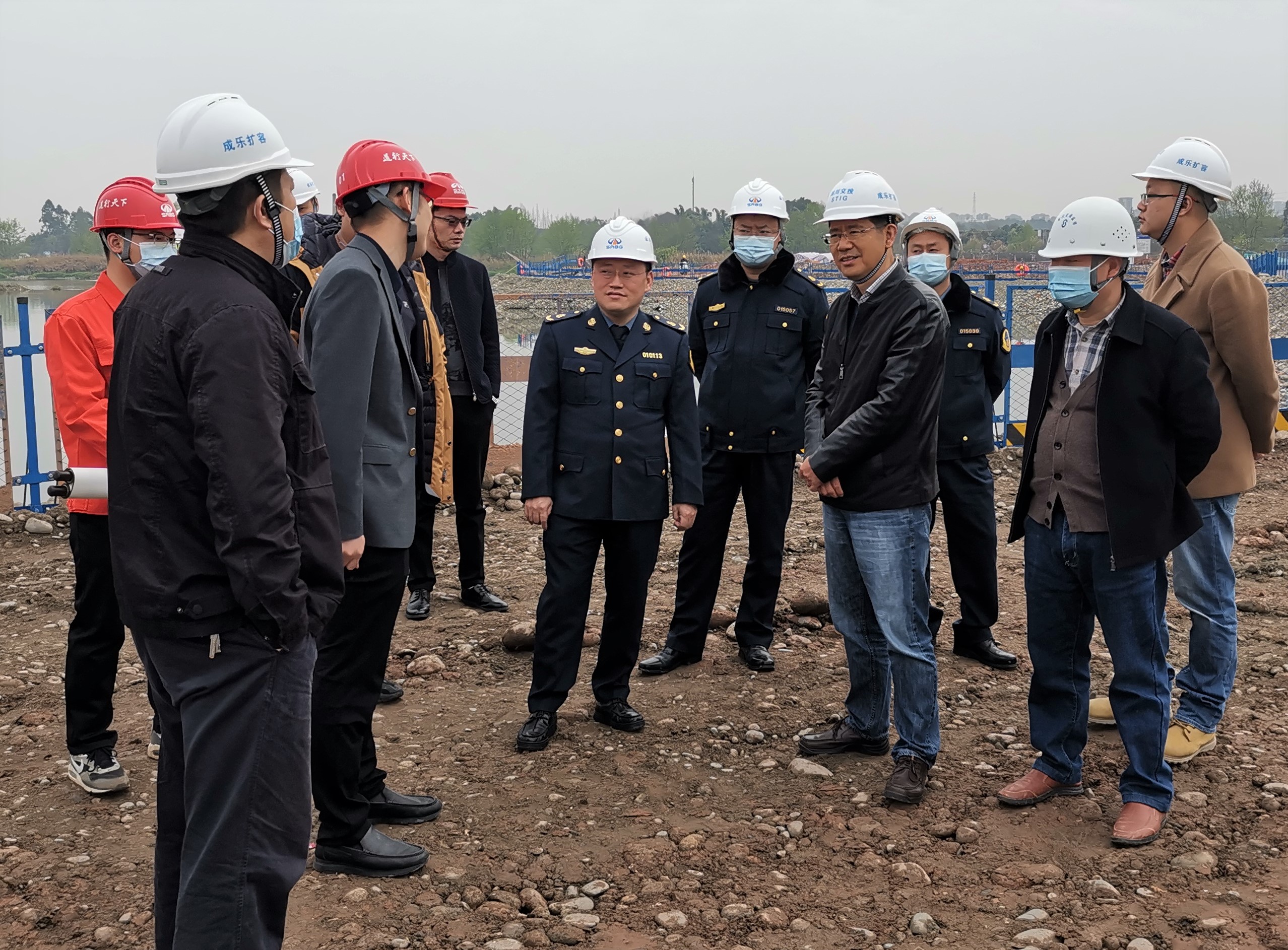 3.2+成都市交通运输综合行政执法总队督查成乐扩容项目建设工作1.jpg 3.2+成都市交通运输综合行政执法总队督查成乐扩容项目建设工作1.jpg